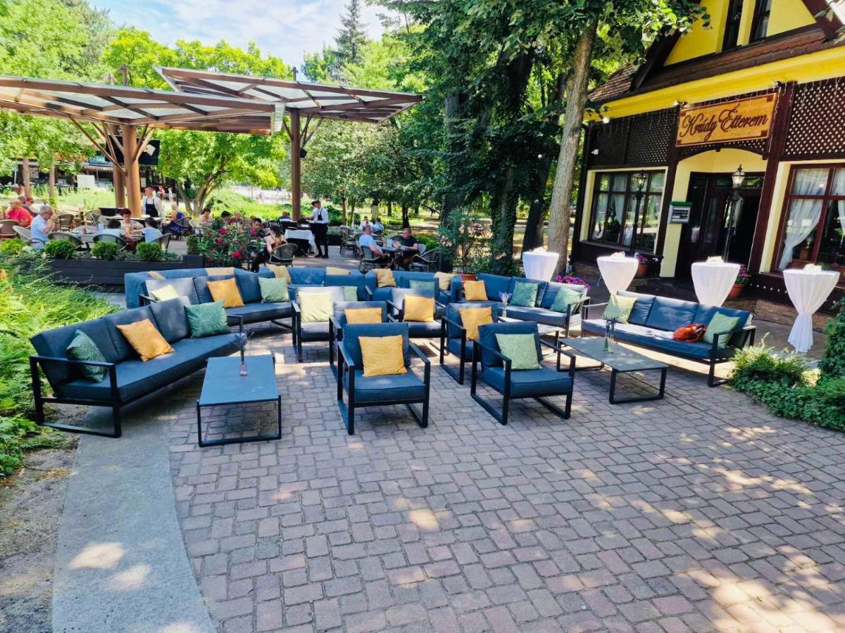 Villa Hotel Debreczyn Zewnętrze zdjęcie