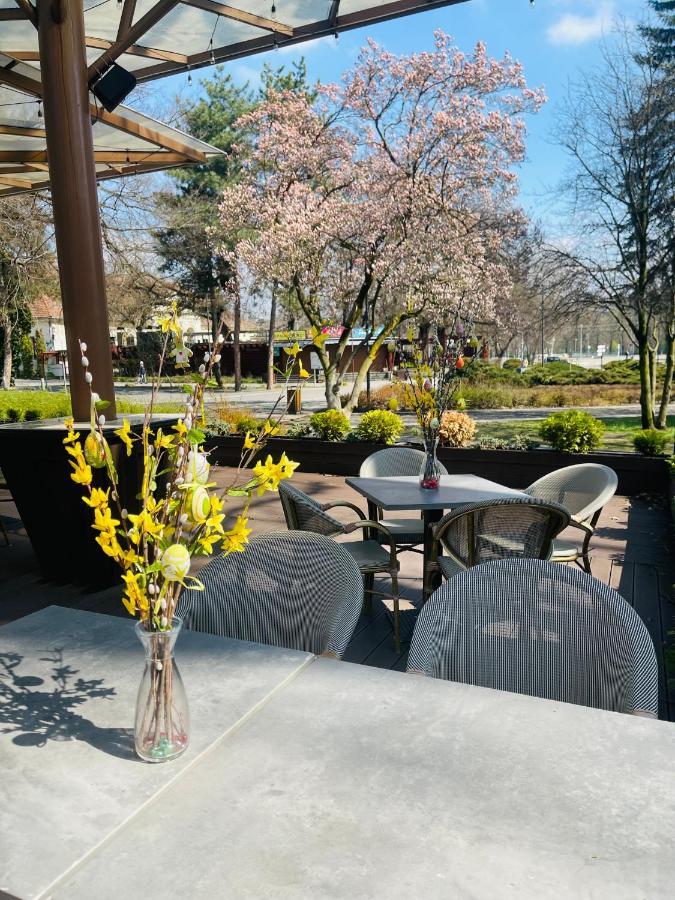 Villa Hotel Debreczyn Zewnętrze zdjęcie