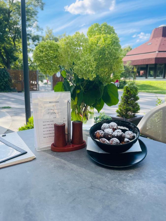 Villa Hotel Debreczyn Zewnętrze zdjęcie
