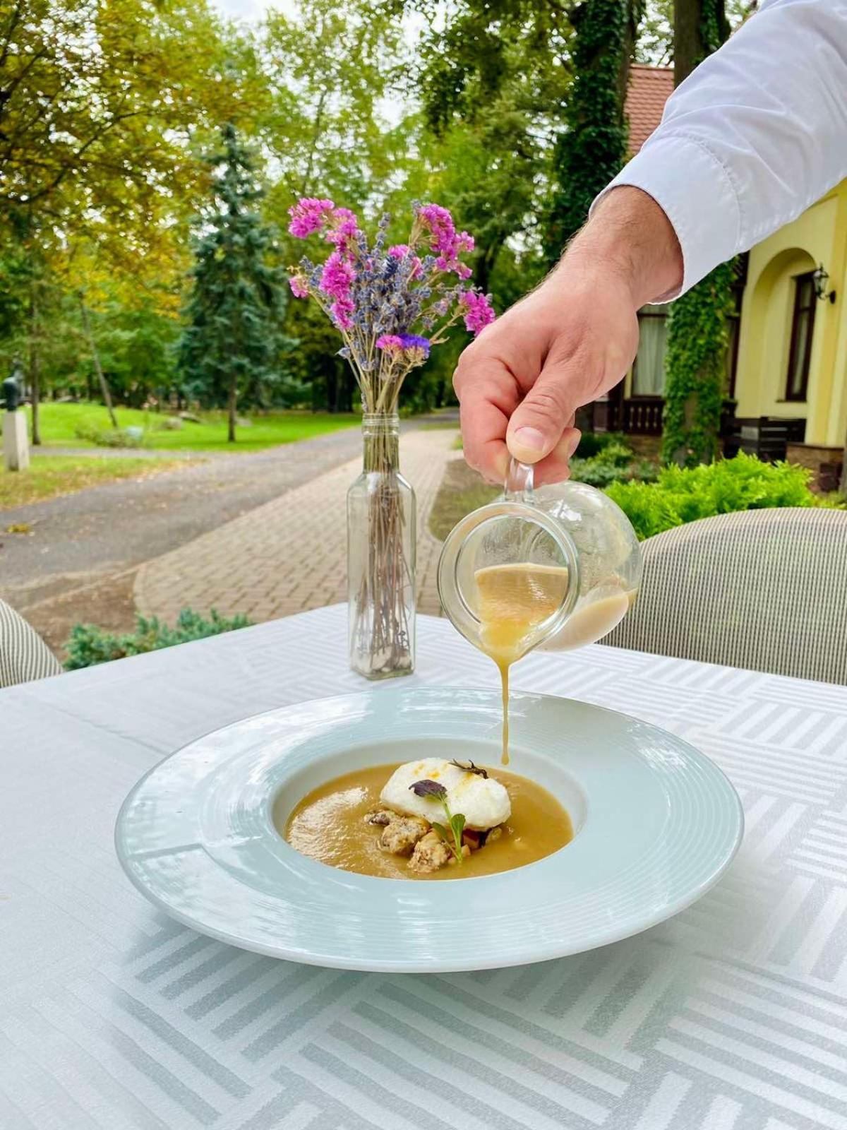 Villa Hotel Debreczyn Zewnętrze zdjęcie